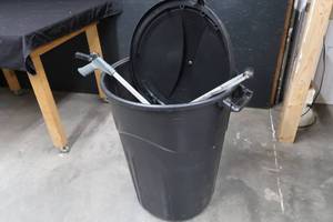 GARBAGE DETAIL