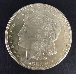 lot 404 image: 1921 Morgan Dollar
