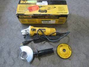 lot 5 image: Dewalt 11 Amp 4-12 in. Angle Grinder, DWE402W - Used.
