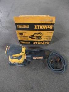 lot 44 image: Dewalt 2.3 Amp 14 Sheet Palm Grip Sander, DWE6411K - Used - Missing Bag and Paper Clamp.