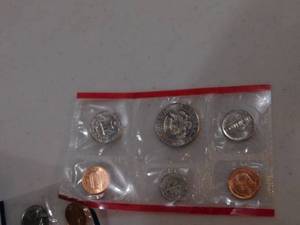1986 US Mint 12 Coin Set with D & P Mint Marks