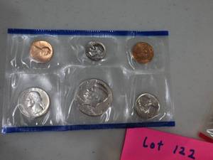 1987 US Mint 12 Coin Set with D & P Mint Marks