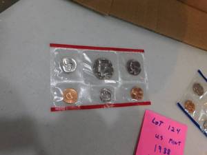 1988 US Mint 12 Coin Set with  D & P Mint Marks