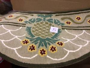 Hospitality Half Round Hearth Rug with Pineapple Design, 56 Inch Long, Beige Customer Returns See Pictures&nbsp