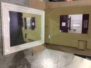Medium Rectangle White Beveled Glass Contemporary Mirror (40 in. H x 32 in. W) Customer Returns See Pictures&nbsp