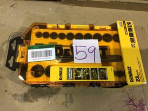 38 in. Drive Combination Deep Impact Socket Set with Ratchet (23-Piece) by DEWALT Customer Returns See Pictures&nbsp