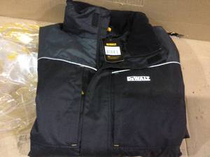 Brookeville Mens Size X-Large Black Polyester Waterproof Hooded Jacket by DEWALT Customer Returns See Pictures&nbsp