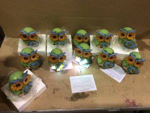lot 35 image: Lighted Owl Figurine 6 Tall Customer retturns See Pictures