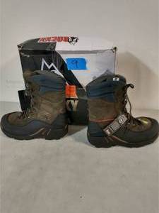 lot 9 image: Mens Blizzardstalker Waterproof 9 inch Lace Up Work Boots - Steel Toe - Brown 8 (M)