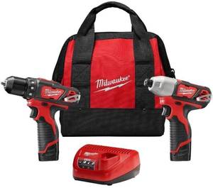 lot 8 image: MILWAUKEE Milwaukee M12 FUEL 2-Tool Cordless Combo Kit  12in. Hammer Drill Driver and 14in. Hex Impact Driver WITH 2 BATTERYS AND CHARGER