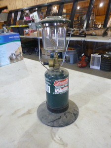 lot 26 image: Coleman Lantern