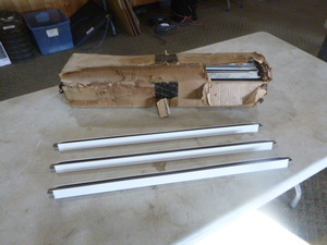 lot 55 image: Box of 24 Ceiling Tile Tracks