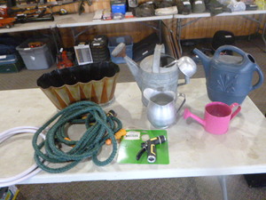 lot 62 image: Garden Items