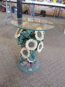 lot 70 image: Sunflower Table