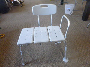 lot 72 image: Shower Chair
