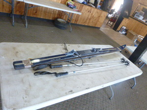 lot 87 image: Alpine Combi Skis with Poles