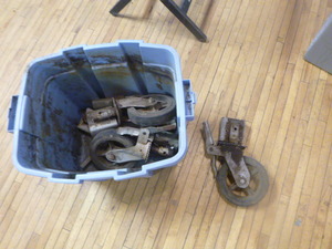 lot 13 image: Set of 4 Casters