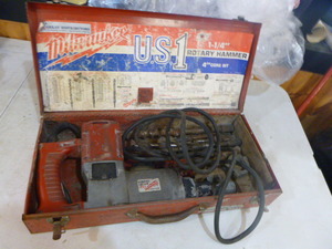 lot 93 image: Milwaukee Rotary Hammer