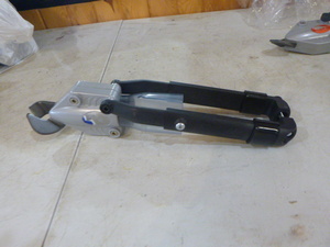 lot 94 image: Malco Tools Metal Cutting Shears
