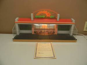 lot 8 image: LIGHTED DISPLAY CASE (FOR 124 SCALE) STARLITE DRIVE IN COLLECTOR CASE No. 172 - WITH COA - AWESOME PIECE - APPROX 24L 8H 7D - SEE PICTURES