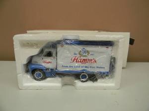 lot 29 image: FIRST GEAR 53 FORD C-600 HAMMS BEER STRAIGHT TRUCK 134 SCALE DIECAST - NEW IN BOX - GREAT PIECE - SEE PICTURES