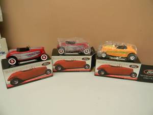 lot 51 image: 3 LIBERTY SPEC CAST 1934 FORD ROADSTER STREET ROD 25TH ANNIVERSARY - 4TH EDITION - BACK TO THE 50s - NEW IN BOX - SEE PICTURES