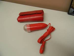 lot 57 image: Vintage 1950s Safco Safety Flare Emergency Automobile Flashlight - Lighter Plug In - VERY COOL OLD SCHOOL PIECE - TESTED AND WORKS - SEE PICTURES