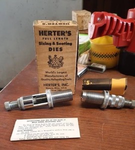 lot 133 image: Herters Full Length Sizing & Seating Dies, 300 Savage Caliber