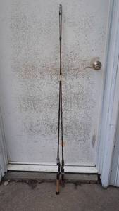 lot 341 image: Lot of 3 Fishing Rods