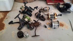 lot 517 image: Lot of 5 Spinning Reels & 2 Open Face Reels