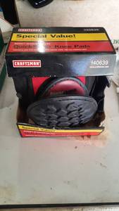 lot 654 image: Craftsman Quickswap Knee Pads