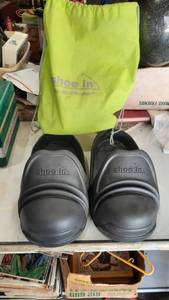 lot 661 image: Shoe-In X-Large Shoes with Carry bag