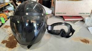 lot 664 image: Helmet (X-Large #RG-9) & Goggles (FLY)