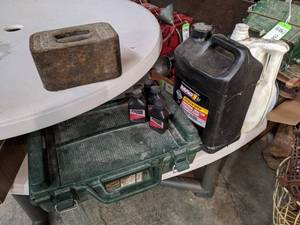 lot 172 image: Richardson Scale 30# Weight, Hydraulic Fluid (12 Full) and More