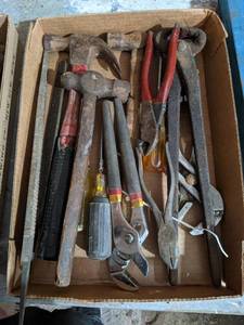 lot 208 image: Lot of Hand Tools