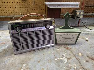lot 239 image: General Electric Long Range Radio and GE 110V Clock