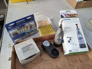lot 274 image: Cordless Dremel 7300 w Assorted Bits and More