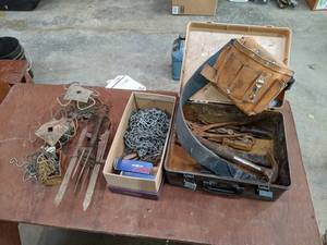 lot 295 image: Mole Trap, Prolite Tool Belt, Hand Tools, Rolls of Decorative Chain and More