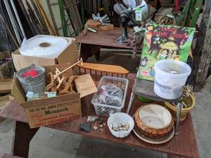 lot 362 image: Rocks, Shells, Planter, Stool and More Home dcor