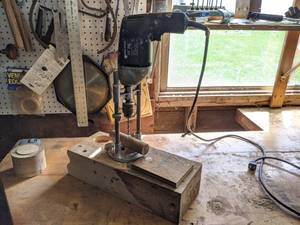 lot 415 image: Portalign Tool Co. Jig for Drilling Round Stock w 38 Black & Decker Drill - Tested and Works