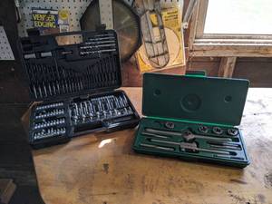 lot 421 image: Ace Tap & Die Set  Black & Decker Bit Set