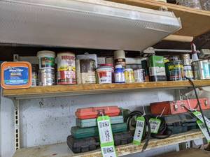 lot 423 image: Shelf lot of assorted stains and More