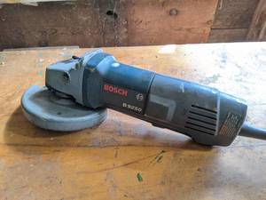 lot 430 image: Bosch Model B9250 5 Angle Grinder