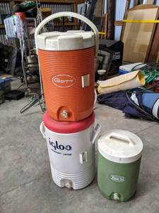 lot 470 image: Lot of 3 Assorted Water Coolers