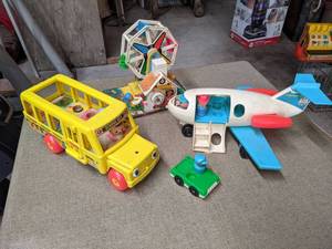lot 486 image: Vintage Fisher Price Airplane, School Bus, and Ferris Wheel