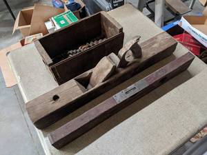 lot 539 image: Block Plane, Spiral Drill Bits and Wood Level