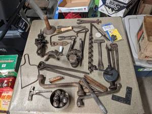 lot 542 image: Large Lot of Antique Tools and Sleigh Bells
