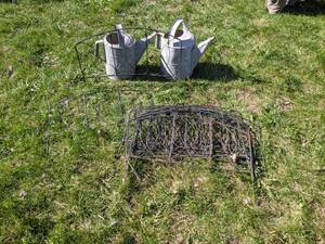 lot 563 image: Lot of 10 Sections of Metal Garden  Decorative Fence  2 Galvanized Watering Cans