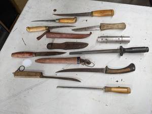 lot 623 image: Lot of Fillet Knives