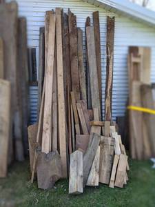 lot 567 image: Lot of Assorted Lumber
